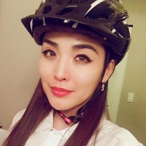 Meet your Posher, Smile